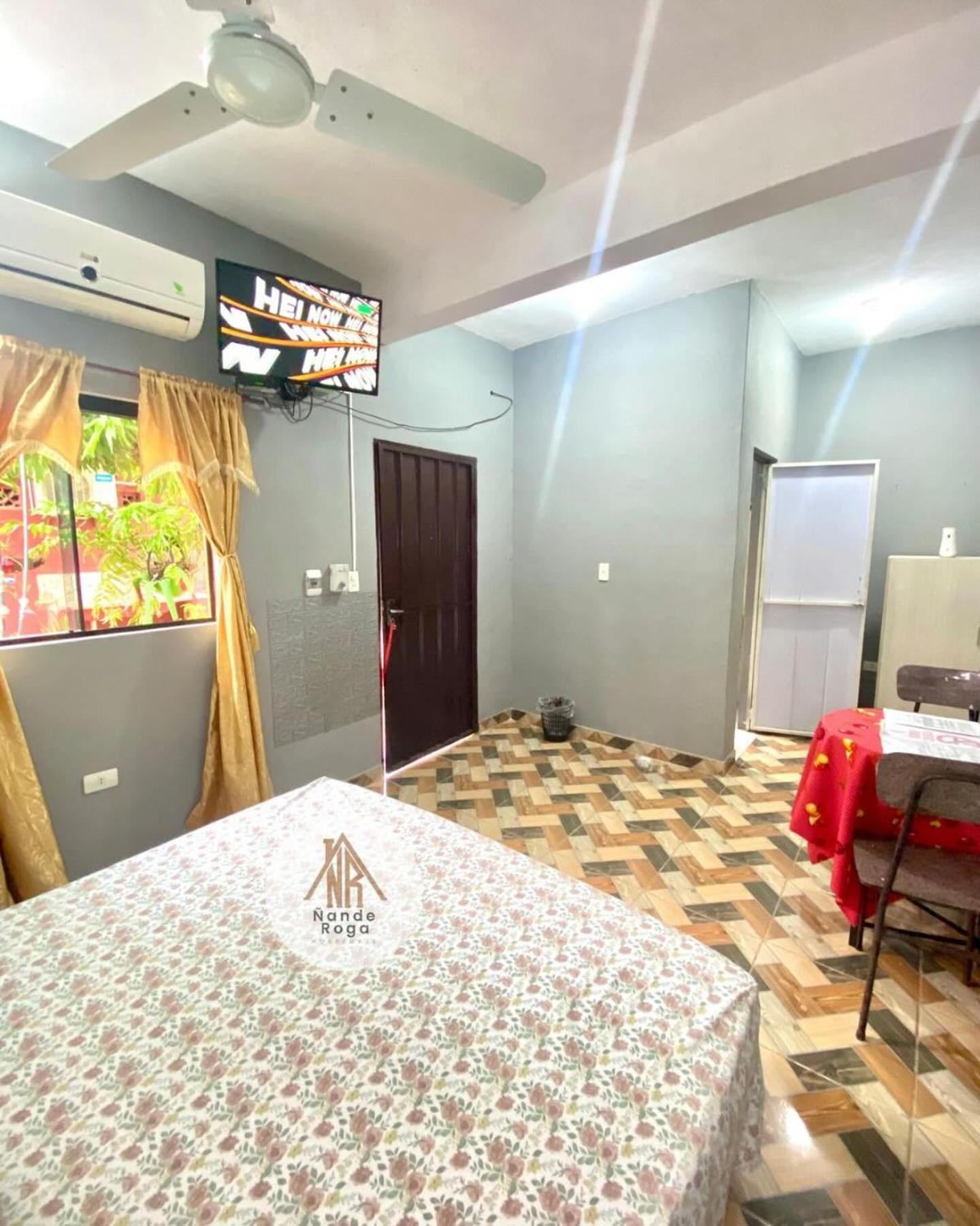 Hospedaje Nande Roga Capiatá Buitenkant foto